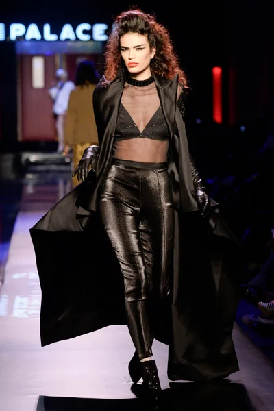 Look 61